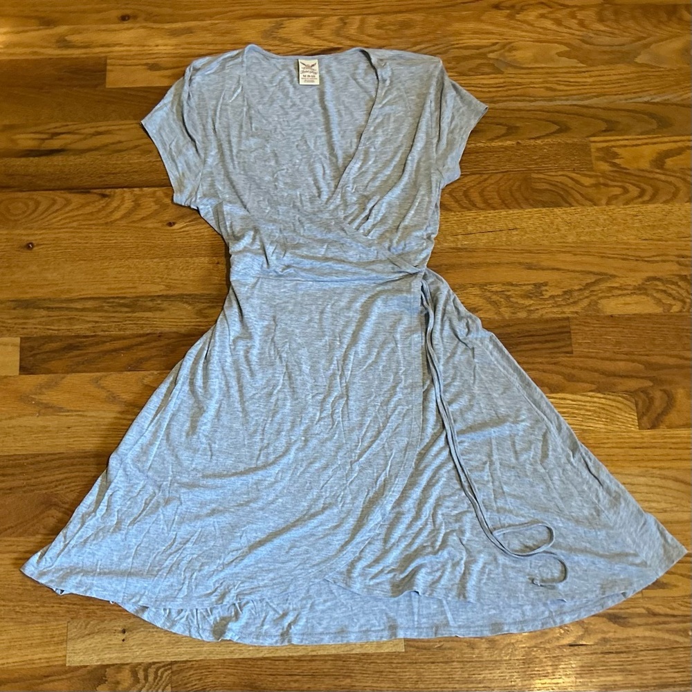 Faded Glory Women's Light Gray Deep V Wrap Dress, Size M